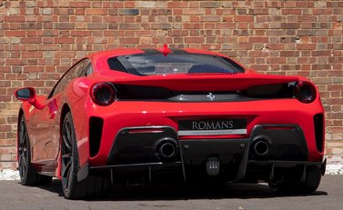 Ferrari 488 Pista 3