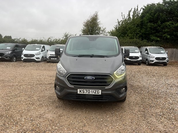 Ford Transit Custom Crew Cab SWB L1H1 Limited 300 CAT N Air Con Alloys Cam EURO 6 NO VAT 3