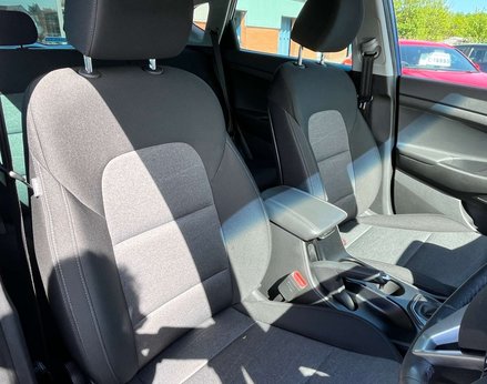 Hyundai TUCSON 1.6 Tucson SE Nav TGDi 2WD Semi-Auto 5dr 63
