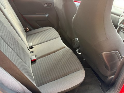Toyota Aygo VVT-I X-TREND 31