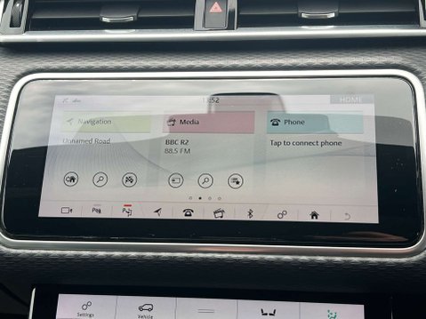 Land Rover Range Rover Velar 2.0 Range Rover Velar R-Dynamic SE D240 Automatic 4WD 5dr - NATIONAL DELIVE 38