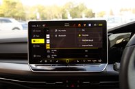 Volkswagen Golf BLACK EDITION TSI 21