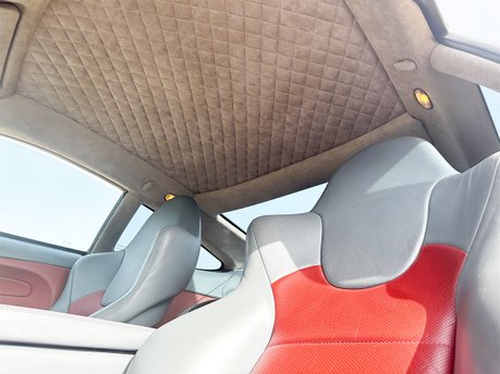 Aston Martin Vanquish V12 S 46