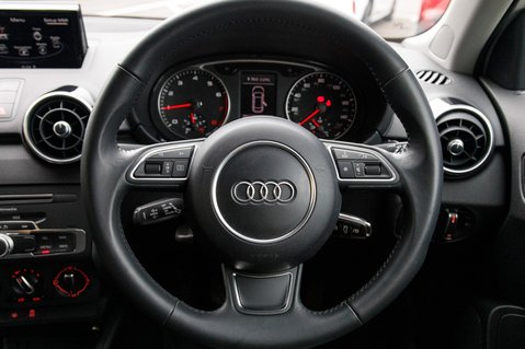 Audi A1 SPORTBACK TFSI SPORT NAV 20