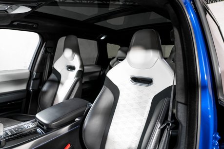 Land Rover Range Rover Sport SVR URBAN EDITION. URBAN EDITION. FIXED SIDE STEPS. PANO ROOF. PIXEL LEDS. 23