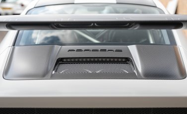 Porsche 911 (991) GT2 RS 32