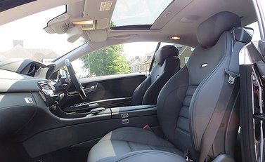 Mercedes-Benz CL AMG 12