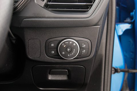 Ford Focus ST-LINE 16