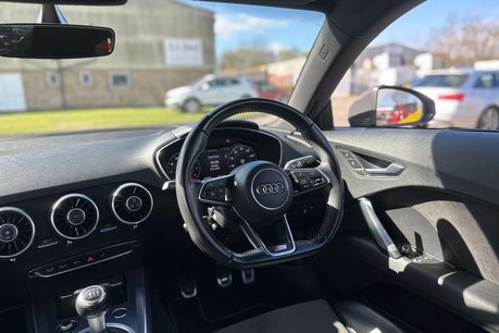 Audi TT 1.8 TT S Line TFSI 3dr 37