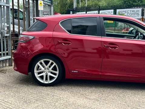 Lexus CT 200H LUXURY 13