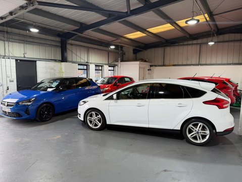 Ford Focus 1.0T EcoBoost Titanium Euro 6 (s/s) 5dr 5