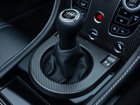 Aston Martin V12 Vantage S ROADSTER 