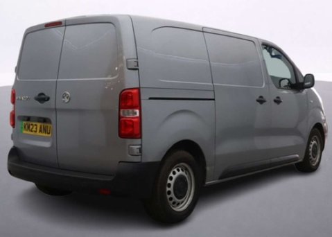 Vauxhall Vivaro 3100 75kWh Dynamic Panel Van 6dr Electric Auto L1 H1 (7.4kW Charger) (136 p 8