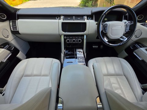 Land Rover Range Rover 3.0 Range Rover Vogue TDV6 Auto 4WD 5dr 11