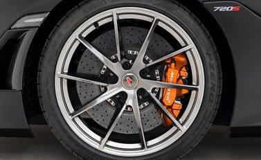 McLaren 720S Performance 9