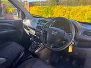 Vauxhall Combo 1.6 Combo 2000 CDTi S/S 28