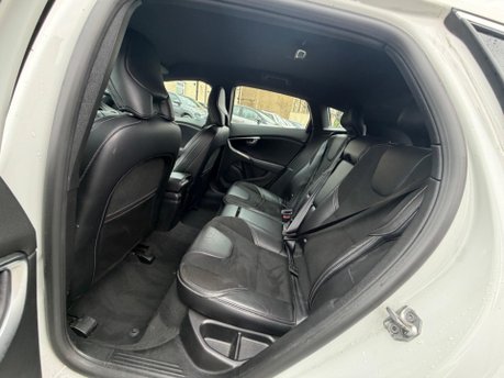 Volvo V40 D2 R-DESIGN NAV PLUS 11