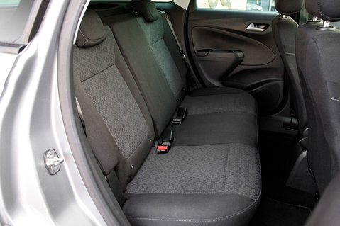 Vauxhall Crossland GRIFFIN 34