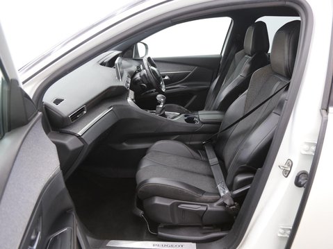 Peugeot 5008 1.2 PureTech GT Line Euro 6 (s/s) 5dr 23