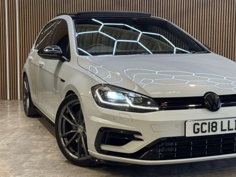 Volkswagen Golf 2.0 Golf R TSi Semi-Auto 4WD 5dr 14