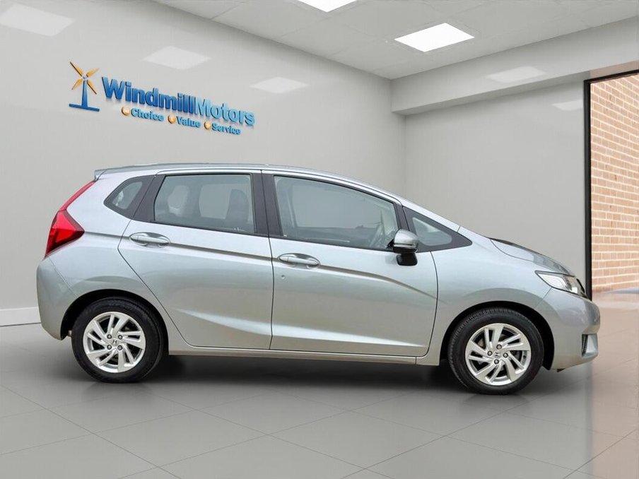 2017 Honda Jazz — image 3