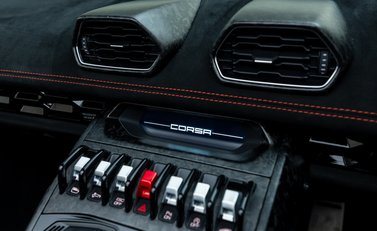 Lamborghini Huracan Spyder LP640-4 Performante 21