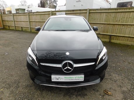 Mercedes-Benz A Class A 200 D SPORT PREMIUM AUTOMATIC 9