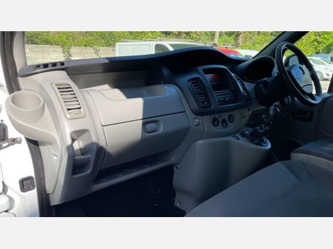 Vauxhall Vivaro 2.0 2900 CDTi Panel Van 4dr Diesel Manual FWD L3 (195 g/km, 113 bhp) 31