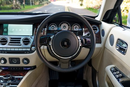 Rolls-Royce Wraith V12 14