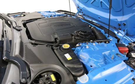 Jaguar F-Type V6 R-Dynamic - Pan Roof, Exhaust and Great History 31
