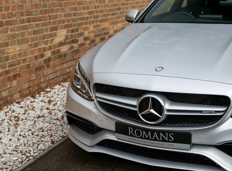 Mercedes-Benz C Class C63 Coupe 21