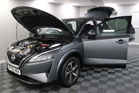 Nissan Qashqai DIG-T N-CONNECTA MHEV 12
