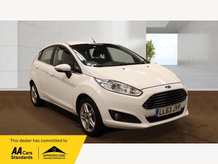 Ford Fiesta 1.0T EcoBoost Zetec Euro 5 (s/s) 5dr
