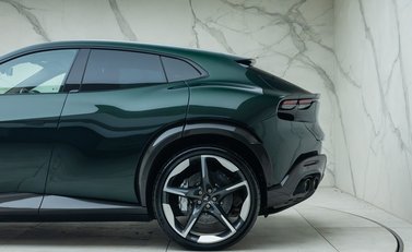 Ferrari Purosangue 48