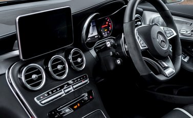 Mercedes-Benz GLC 63 S 4Matic 17