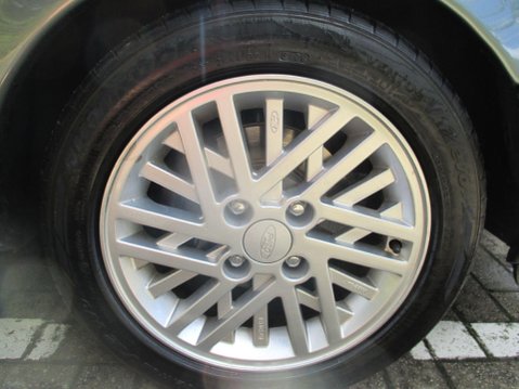 Ford Sierra 2.0 Ghia 5dr 42