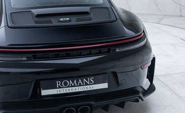 Porsche 911 GT3 TOURING (992.2) 31