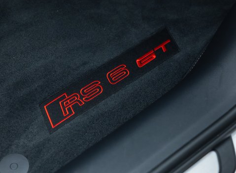 Audi RS6 GT 30