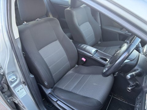 Toyota Avensis 2.0 D-4D Icon Euro 5 4dr 18