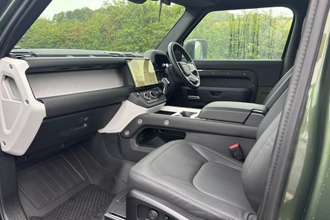 Land Rover Defender D250 Hard Top X-Dynamic HSE - Styling by Urban / Air Suspension 15