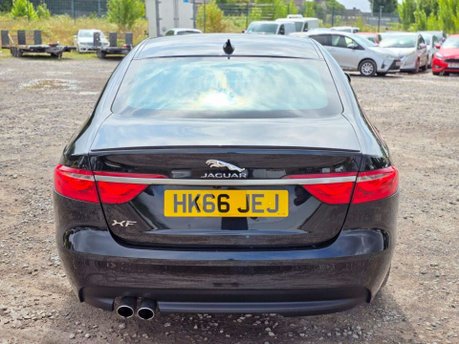 Jaguar XF 2.0d R-Sport Saloon 4dr Diesel Auto Euro 6 (s/s) (180 ps) 9