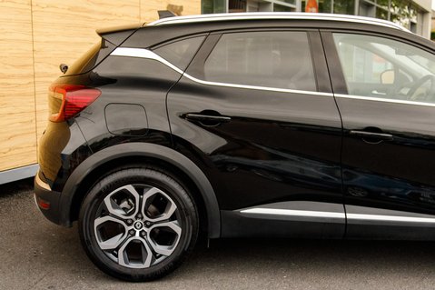 Renault Captur TECHNO E-TECH 7