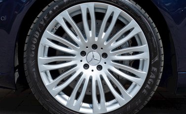 Mercedes-Benz M Class S600 10