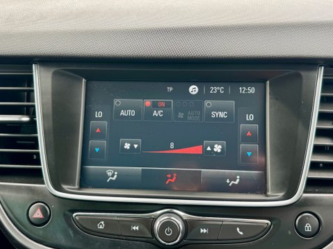 Vauxhall Crossland X ELITE 30