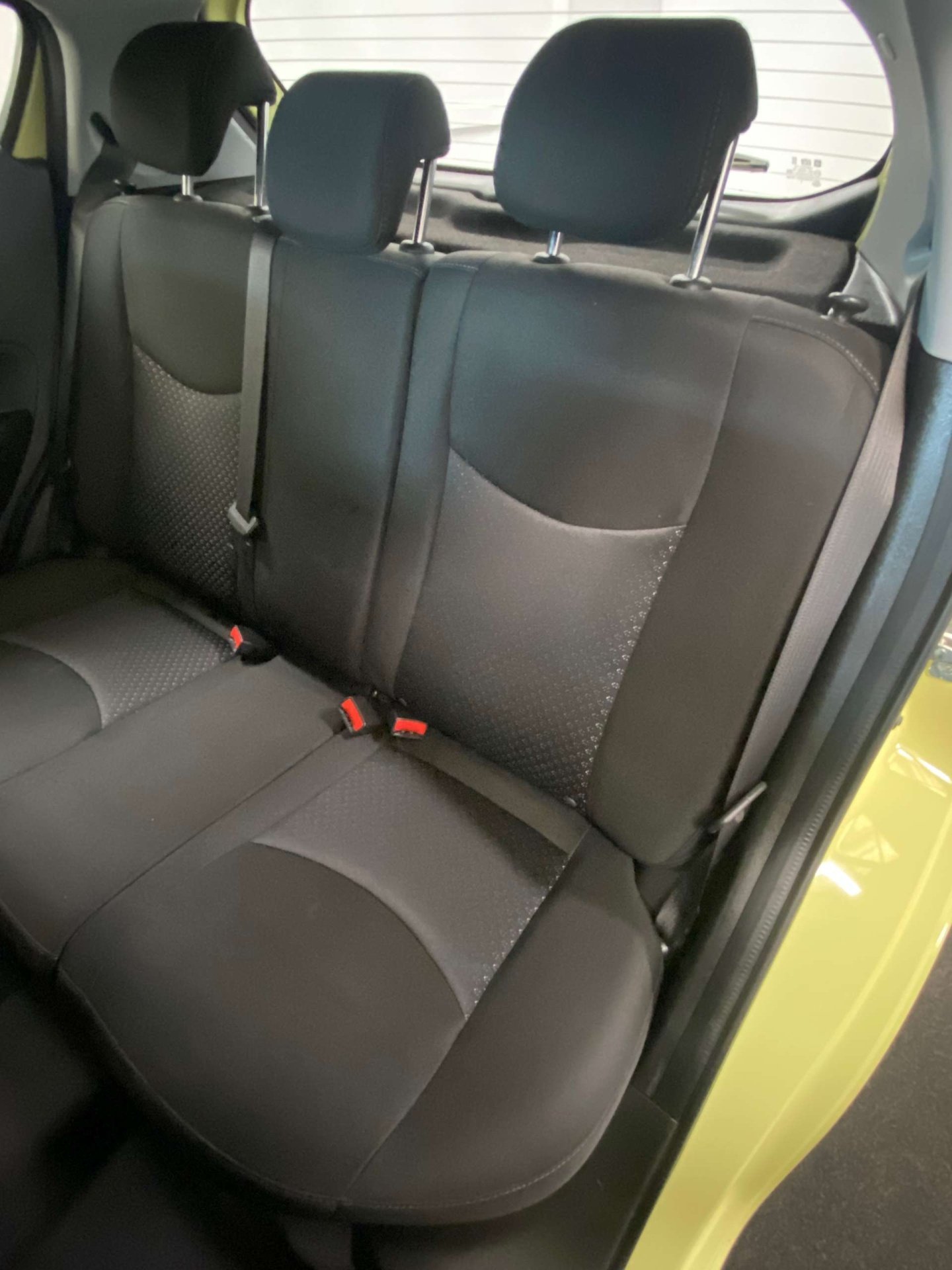 2018 Vauxhall Viva — image 31