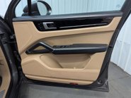 Porsche Cayenne 3.0 Cayenne V6 Auto 4WD 5dr 51
