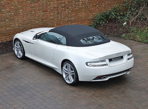 Aston Martin DB9 Volante 24