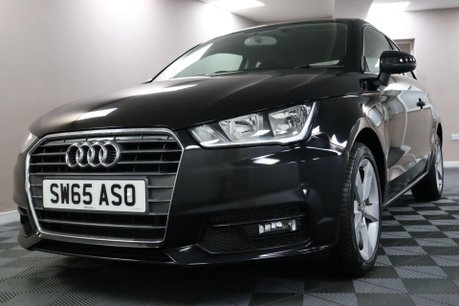Audi A1 TFSI SPORT 27