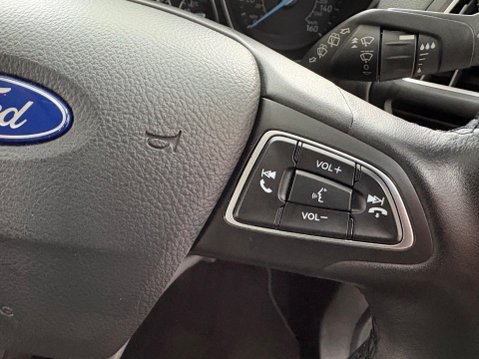 Ford C-Max 2.0 TDCi Titanium Powershift Euro 6 (s/s) 5dr (Nav) 19