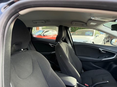 Volvo V40 1.6 D2 ES Nav Powershift Euro 5 (s/s) 5dr 19